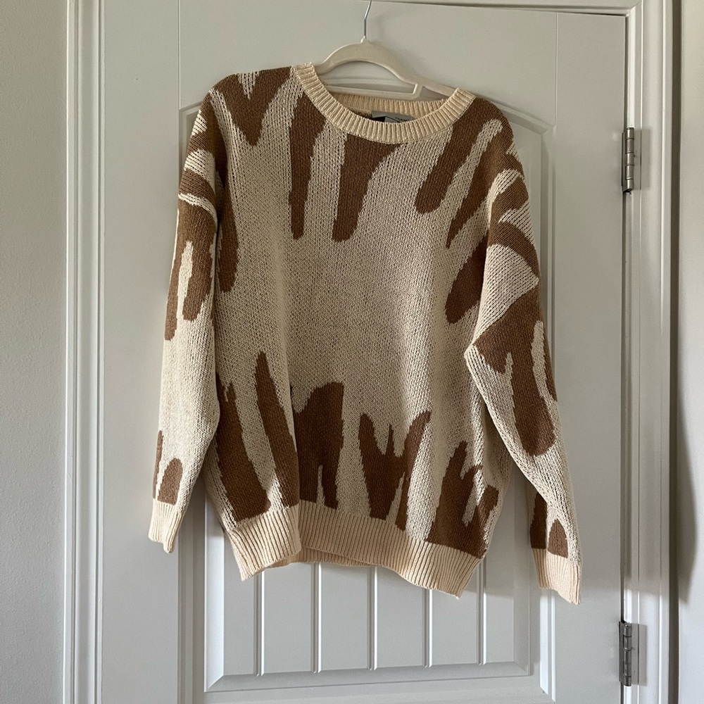 Knitted crew neck sweatshirt